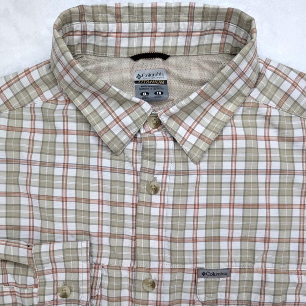 Columbia Titanium Vented Mens Plaid Button Up Shirt XL Brown Outdoor Fishing‎